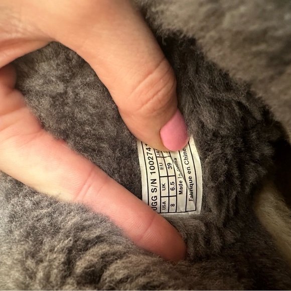 Ugg Boots - Picture 4 of 4